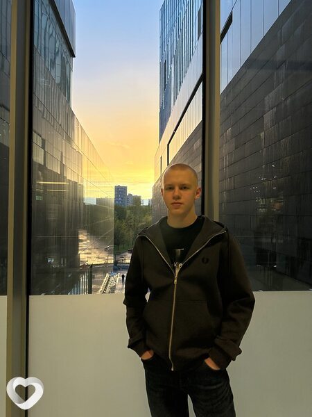 Александр, 20, Москве — анкета №1213919