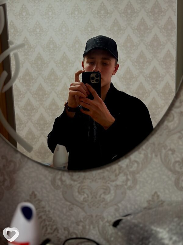 Евгений, 23, Тюмени — анкета №1214000