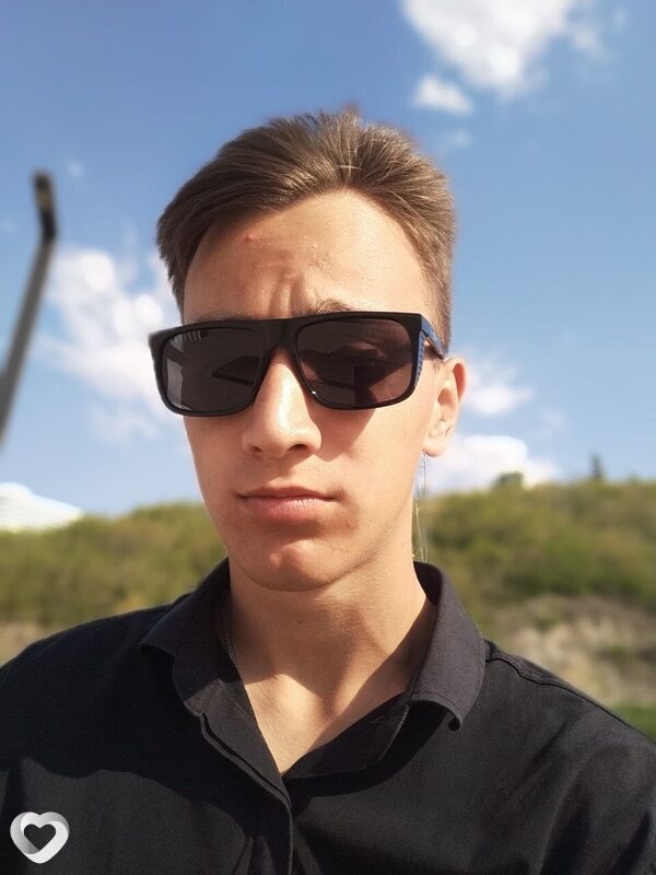 Артём, 20, Москве — анкета №1214627