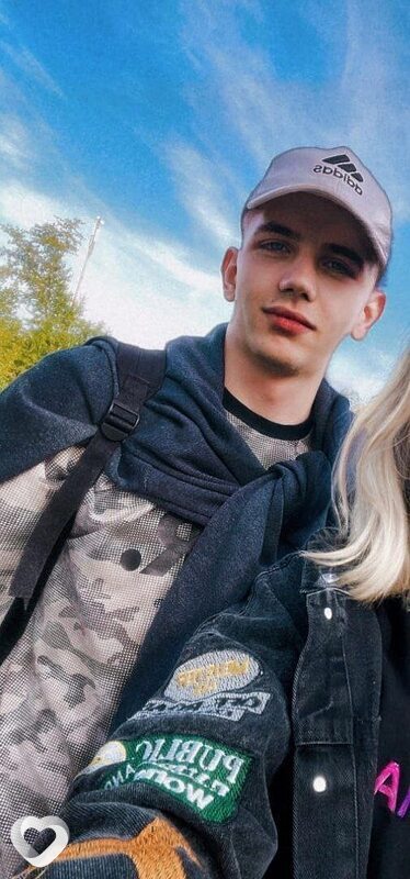 Миша, 21, Белове — анкета №1215938