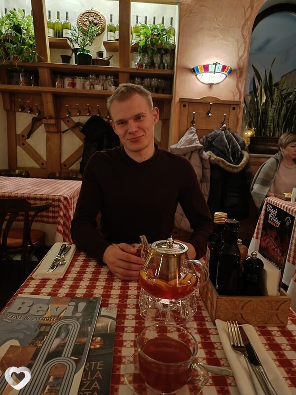 Александр, 28, Москве — анкета №1216075