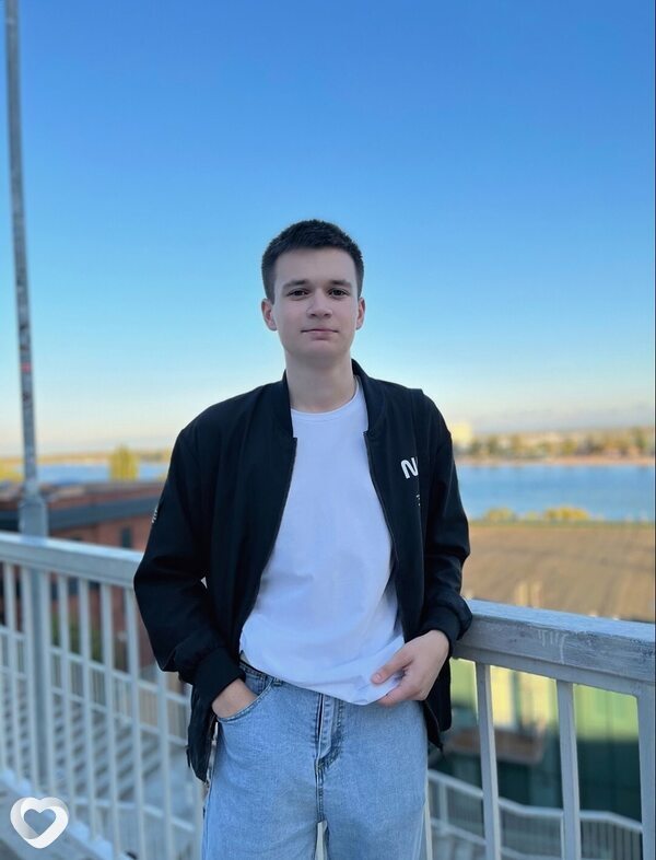 Денис, 21, Ростове-на-Дону — анкета №1216371
