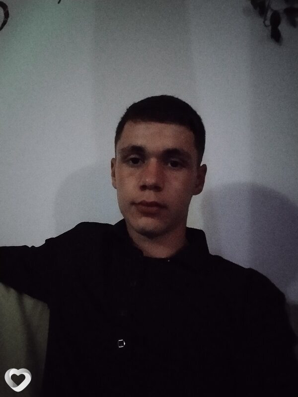 Антон, 21, Москве — анкета №1216668