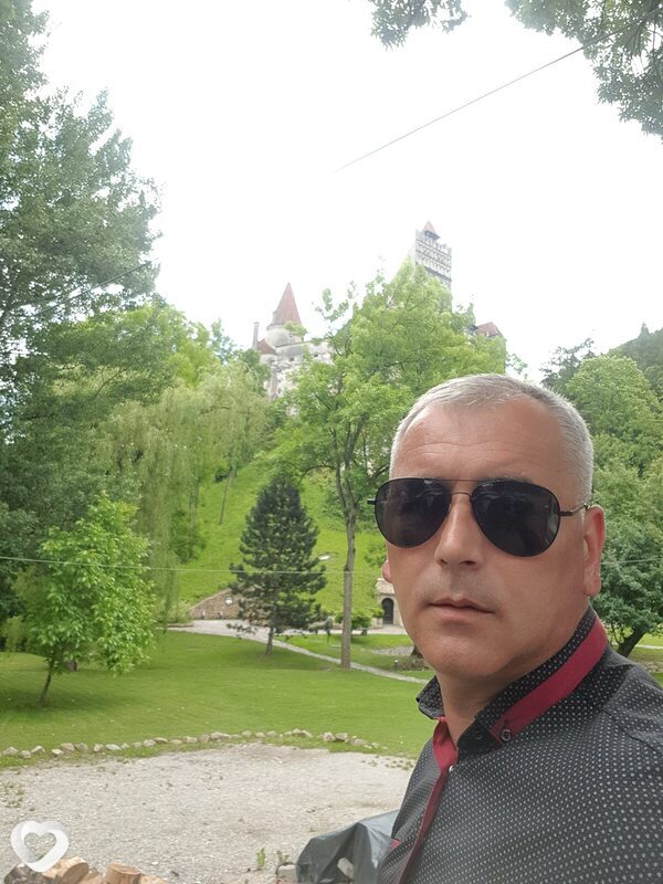 Crystyan, București