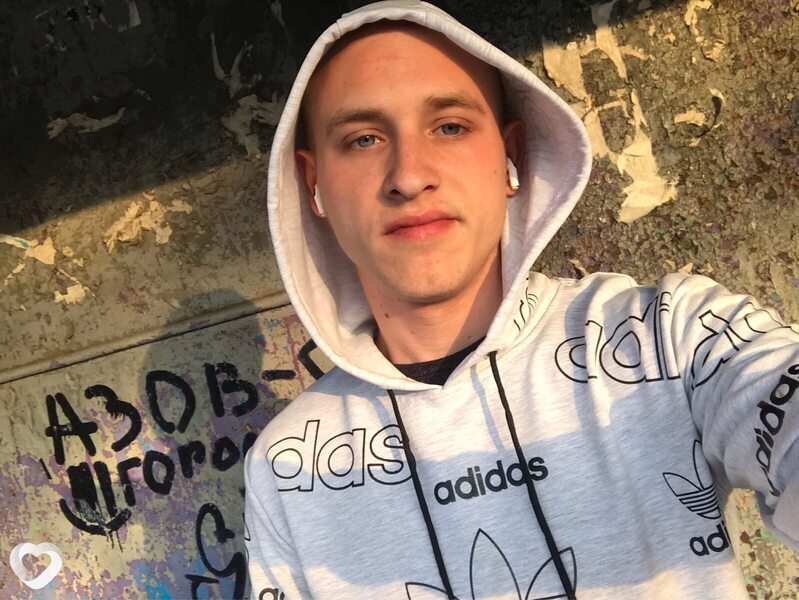 Олег, 23, Москве — анкета №1217775