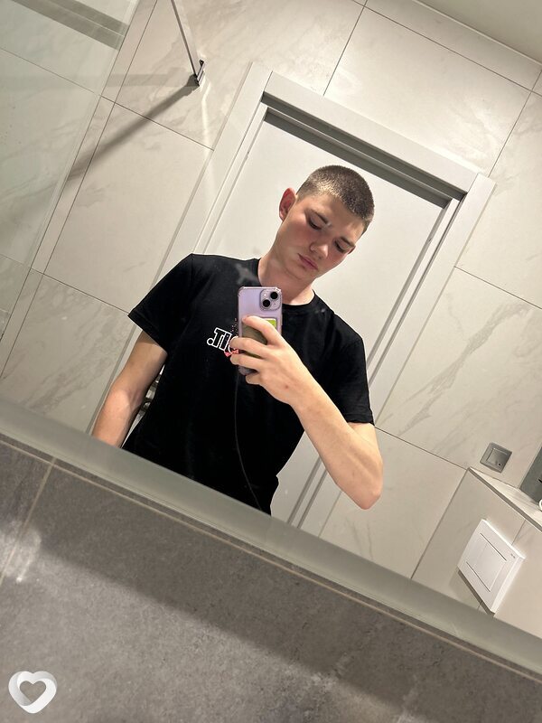 Никита, 20, Москве — анкета №1217990