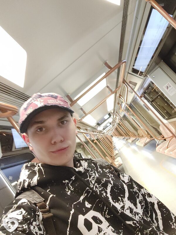 Сергей, 21, Москве — анкета №1218217