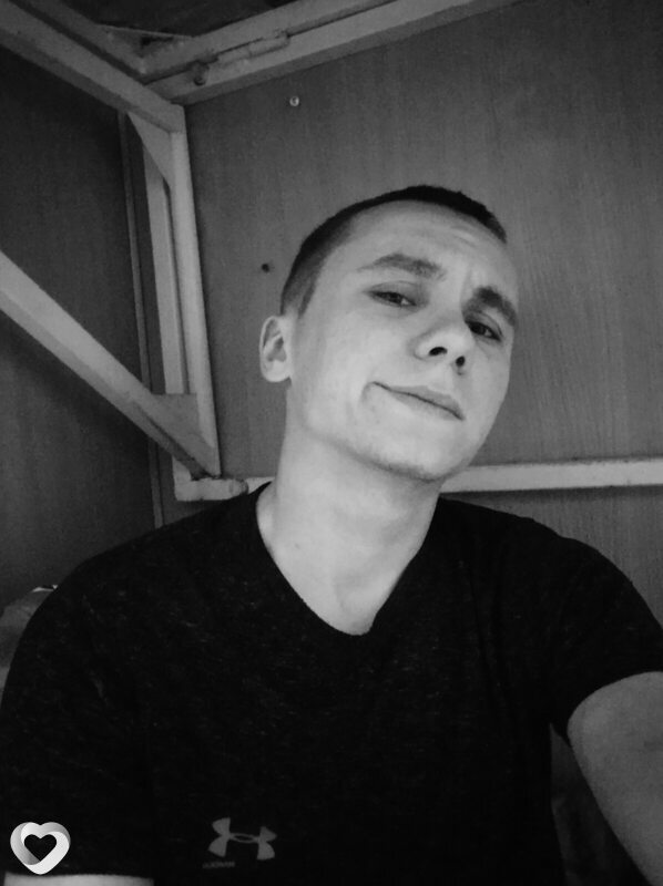 Михаил, 23, Ангарске — анкета №1218325