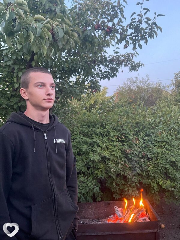 Даниил, 20, Омске — анкета №1219417