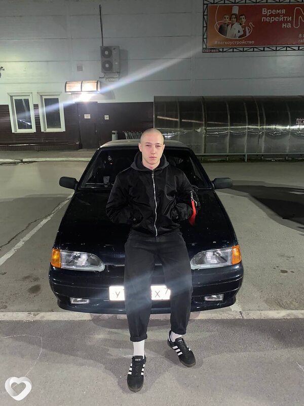 Юрий, 20, Москве — анкета №1220419