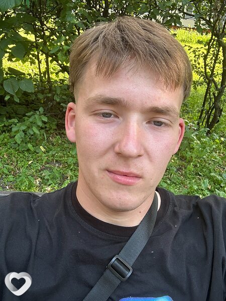 Станислав, 21, Москве — анкета №1221018