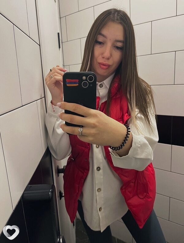 Евгения, 27, Братске — анкета №1220860