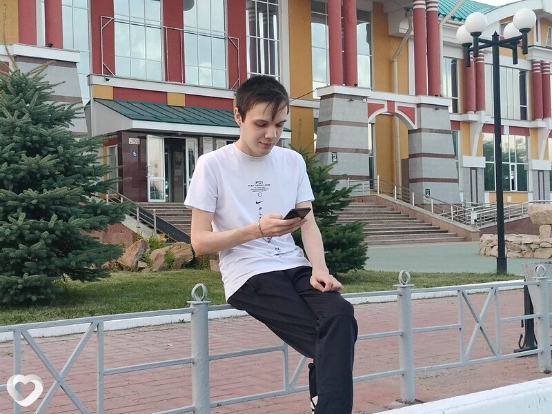 Максим, 26, Бийске — анкета №1221430