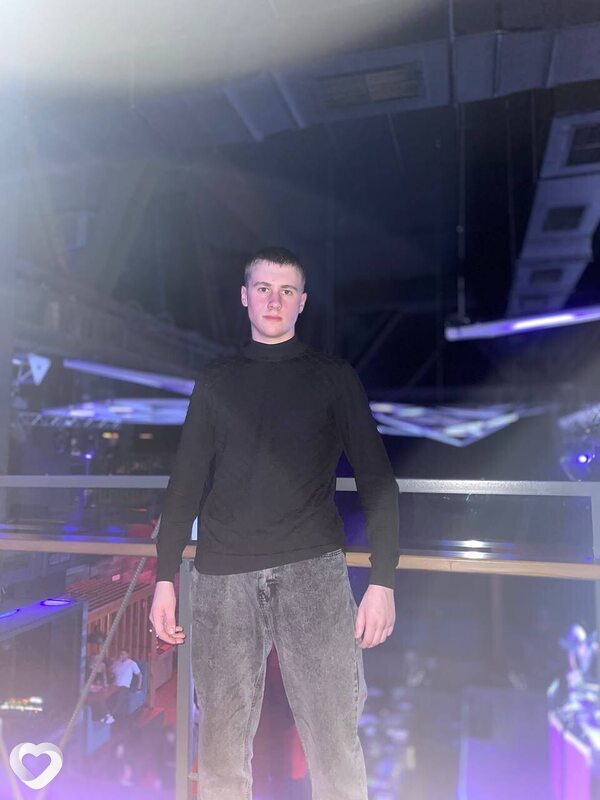 Ярик, 20, Москве — анкета №1221618