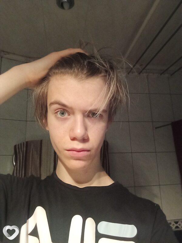 Ярослав, 22, Серове — анкета №1223094