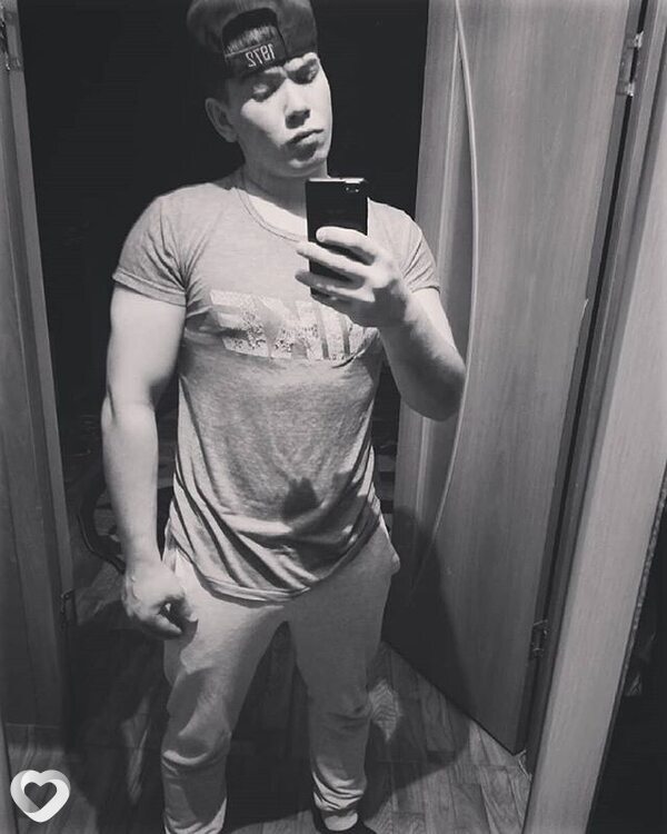 Tolyan, 28, Шарыпове — анкета №1223301