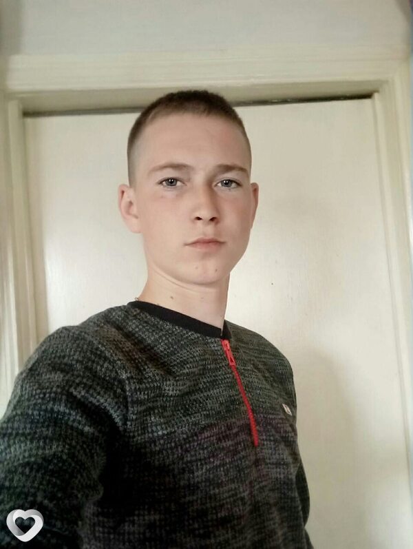 Ден, 24, Нижнекамске — анкета №1224638