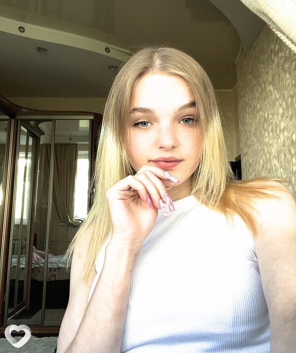 Анастасия, 21, Борисове — анкета №1224736