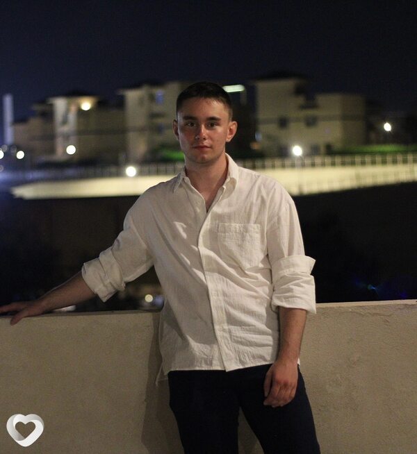Виктор, 24, Казани — анкета №1225428