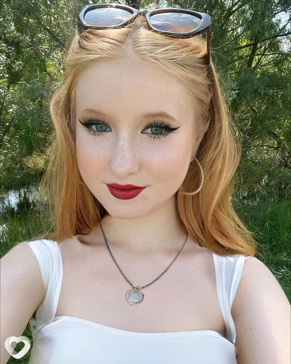 Анна, 21, Новосибирске — анкета №1225746