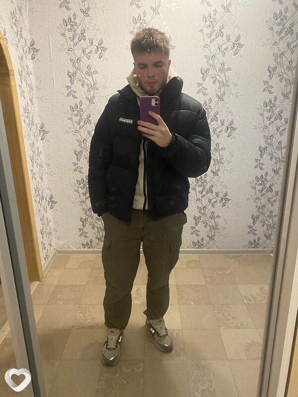 Максим, 21, Гродно — анкета №1226758