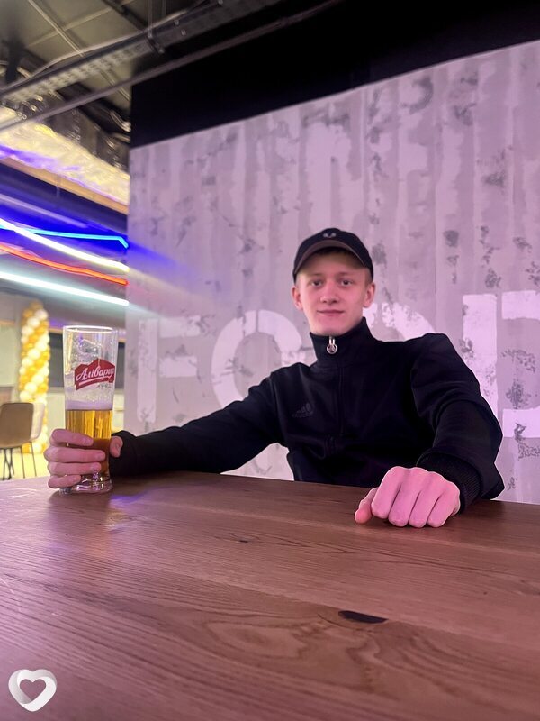Максим, 21, Минске — анкета №1227092