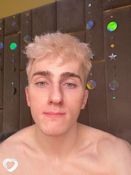 Толя, 24, Москве — анкета №1227833
