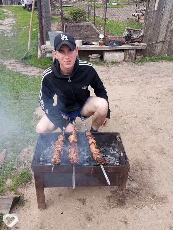 Александр, 26, Оренбурге — анкета №1228789
