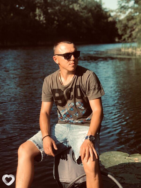 Павел, 29, Саратове — анкета №1229309