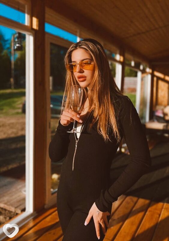 Адэль, 25, Иркутске — анкета №1229509