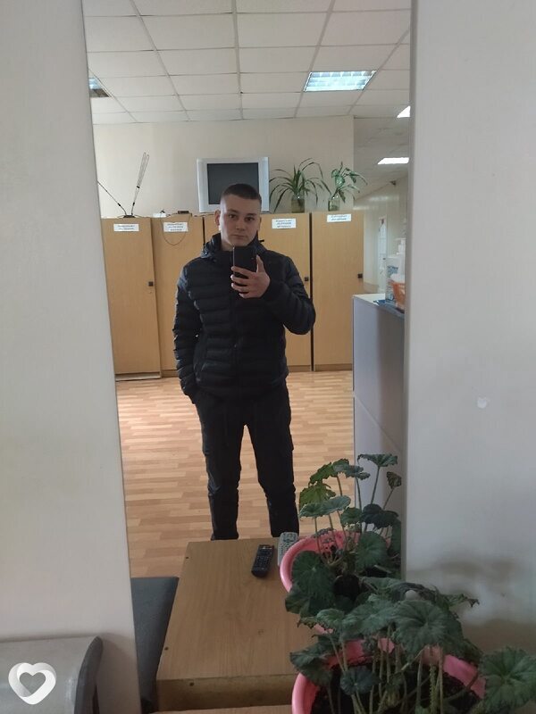 Артем, 22, Березовский (Свердловская обл) — анкета №1229851