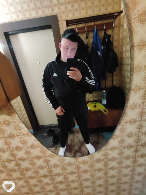 Виктор, 26, Барнауле — анкета №1229789