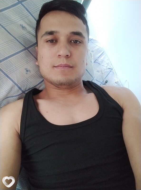 Абдурахмон, 28, Томске — анкета №1230658