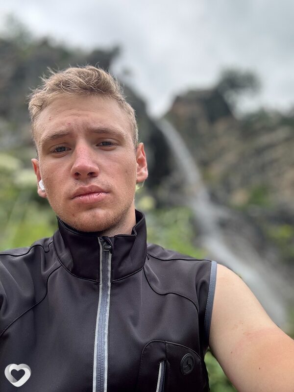 Кирилл, 20, Санкт-Петербурге — анкета №1231586