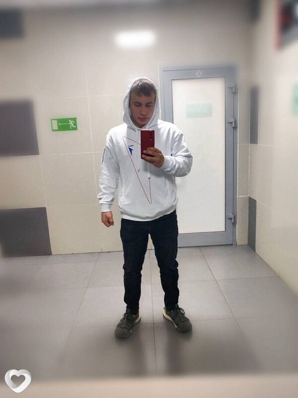 Данила, 21, Москве — анкета №1233410