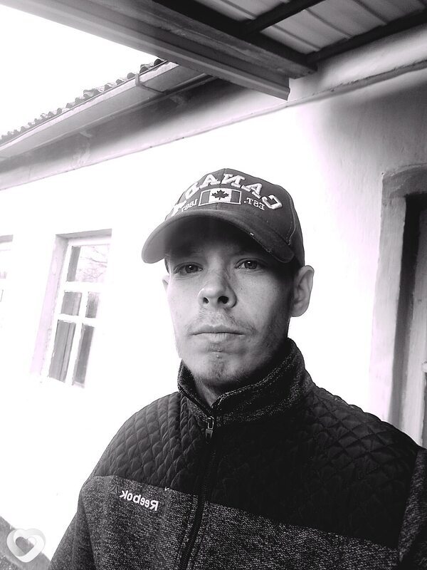 Константин, 26, Волновахе — анкета №1234198