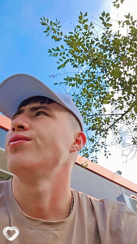 Эдик, 27, Москве — анкета №1234110