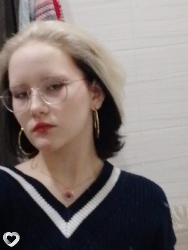 Лиза, 20, Кирове — анкета №1235607