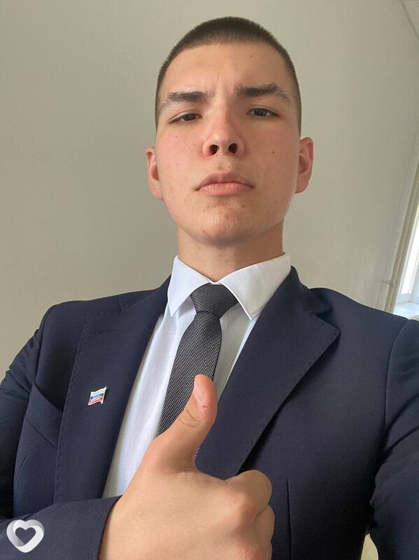 Илья, 20, Калуге — анкета №1236539