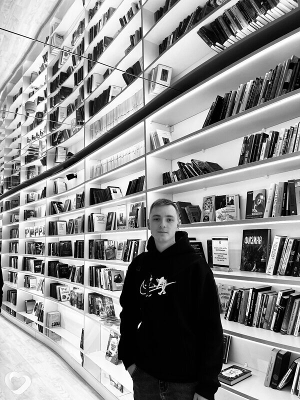 Леша, 24, Москве — анкета №1236775