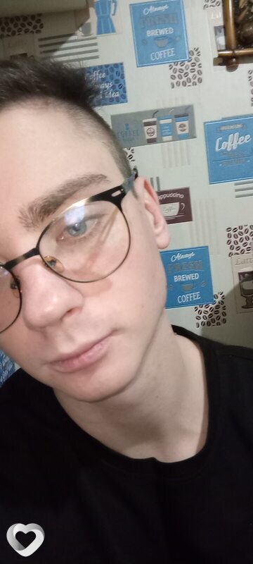 Максим, 27, Шахтах — анкета №1236997