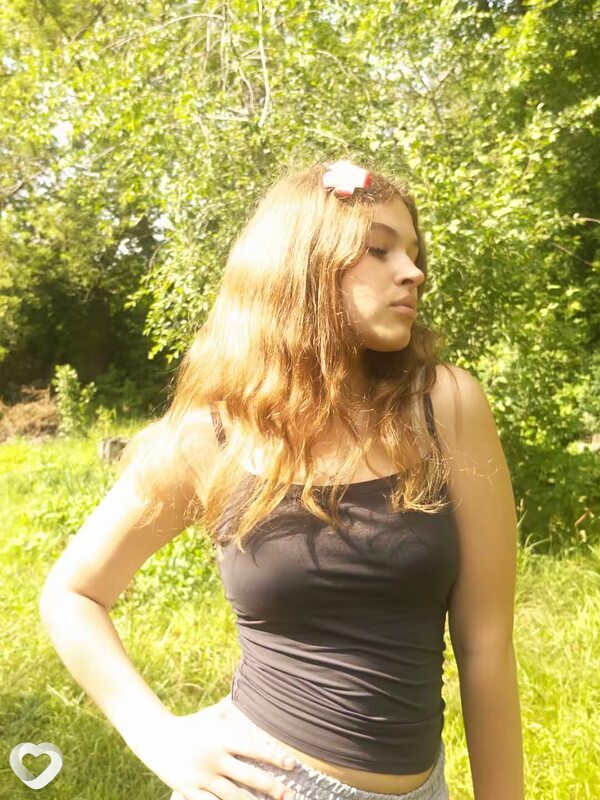 Аня, 21, Москве — анкета №1237083