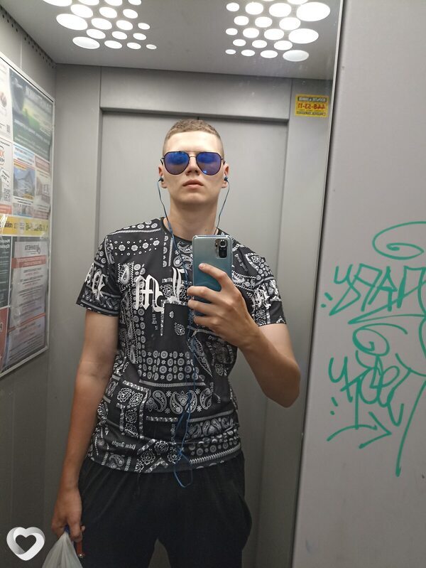 Денис, 25, Колпино — анкета №1237099