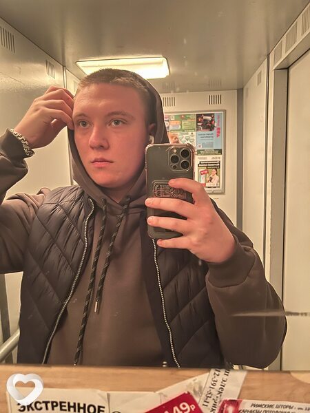 Виктор, 21, Тюмени — анкета №1237317