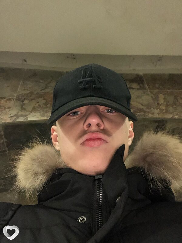 Андрей, 20, Москве — анкета №1237483