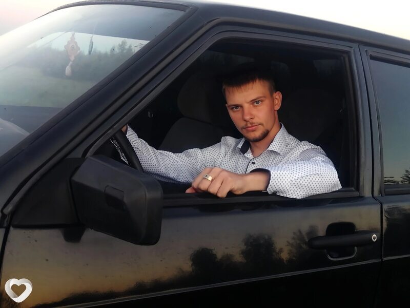 Евгений, 28, Губкине — анкета №1237553
