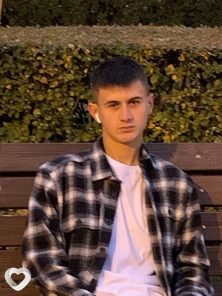 Эрик, 21, Москве — анкета №1237619
