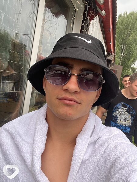 Павел, 21, Москве — анкета №1238008