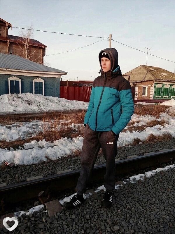 Никита, 22, Омске — анкета №1238078