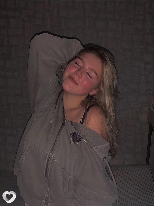 Анет, 22, Туле — анкета №1238263